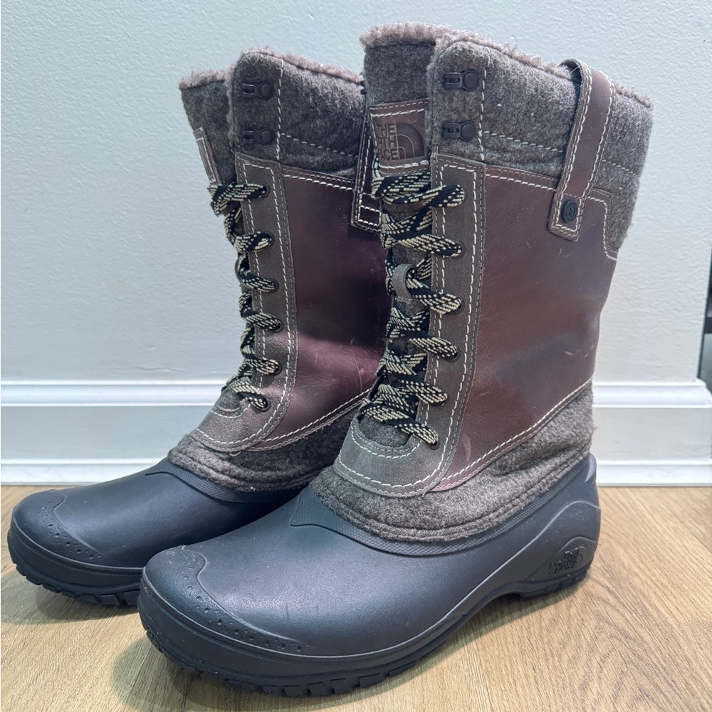 The North Face Women's Shellista III Winter Boots